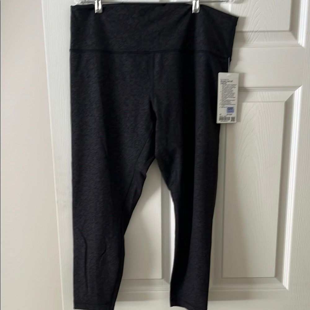 Lululemon Black High-Waisted Leggings 25”